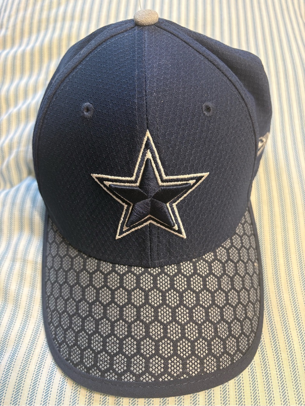 New Era Navy and White Dallas Cowboys Star Cap